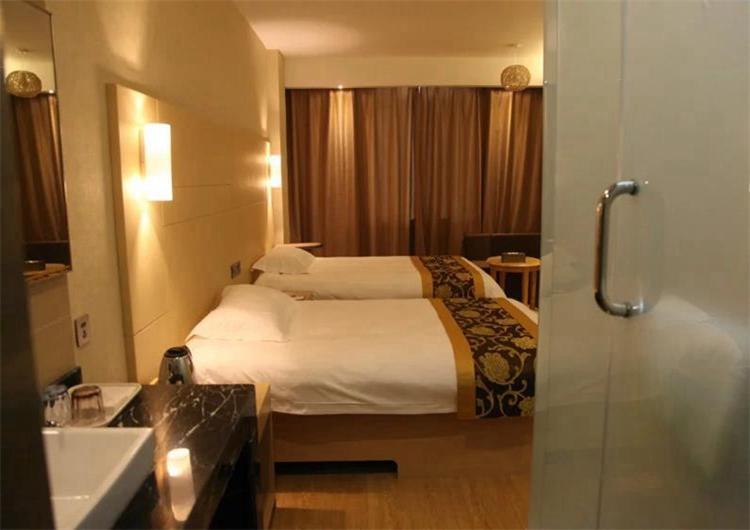 Thank Inn Plus Hotel Shandong Qingdao Development Zone Shandong University Of Science And Technology Qianwan Экстерьер фото